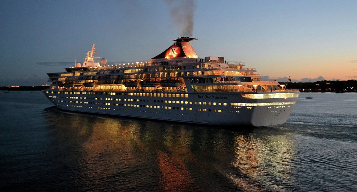 Un bateau de croisière de Disney ramasse des migrants présumés