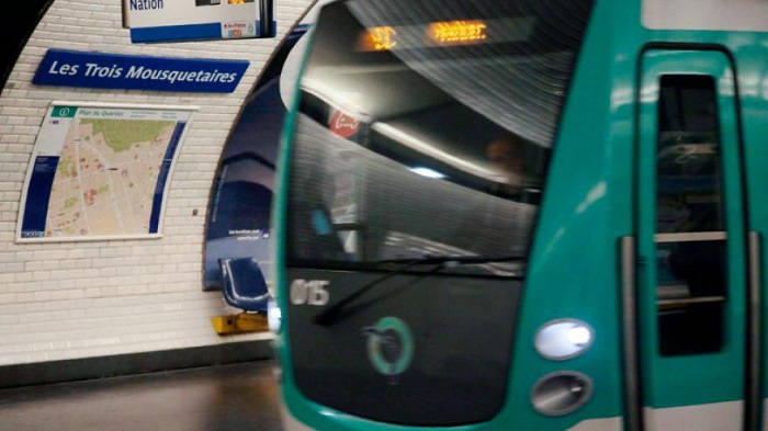 Valérie Pécresse annonce la disparition du ticket de métro