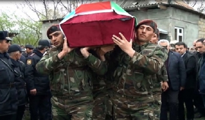 Soldaten der Aserbaidschanischen Streitkräfte wurden beerdigt