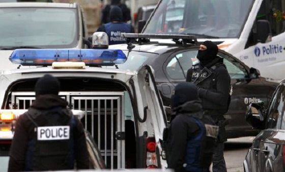 Belgian police release new details about on-the-run 5h Paris suspect - VIDEO