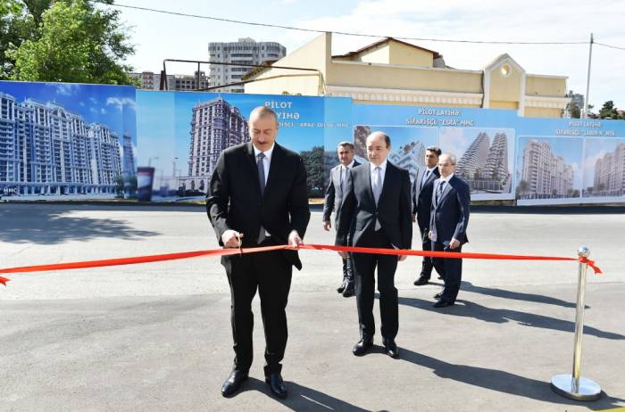 Ilham Aliyev weiht neues Verwaltungsgebäude des Narimanov-Bezirksgerichts ein