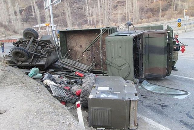 Armenian Defense Ministry`s truck falls into ravine, killing one