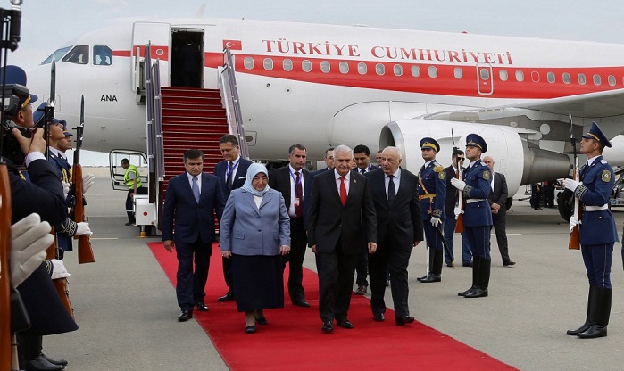 Le Premier ministre turc arrive en Azerbaïdjan pour une visite officielle