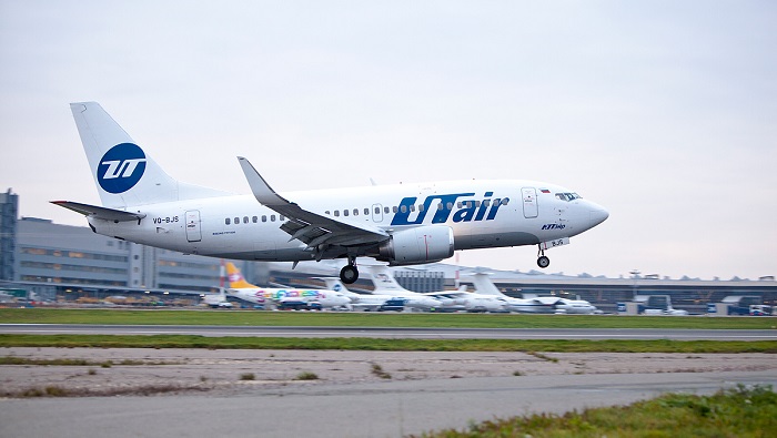 Utair aircraft makes emergency landing in Russia 