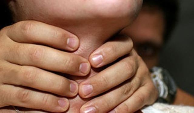 İntihar etdiyi deyilən qadını əri öldürübmüş