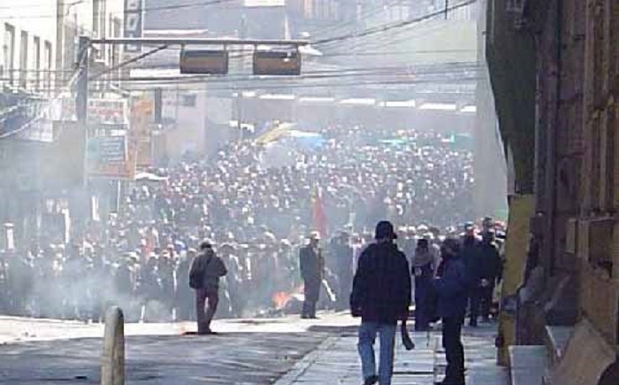 Bolivian miners protest turns violent