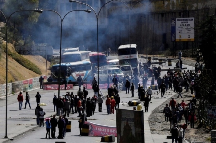 Bolivie: heurts entre manifestants et policiers