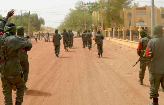 At least 11 soldiers killed in attack on border post in Mali