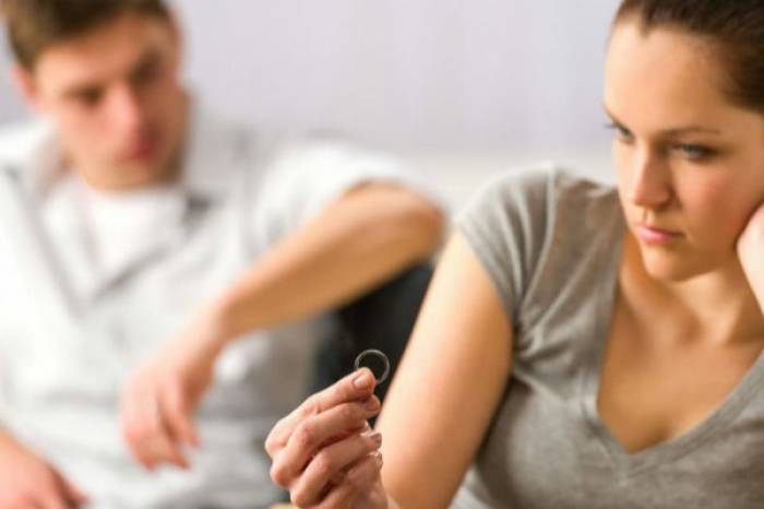 Erkən boşanmaların səbəbi nədir? – VİDEO
