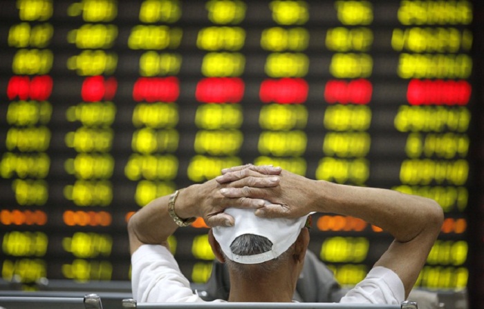 Chine: Les bourses ferment avant l`heure pour éviter un nouveau krach