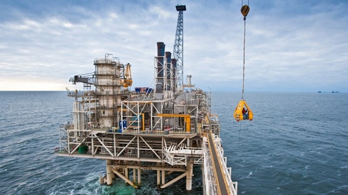 BP prevé un precio de petróleo en torno a $50 el barril en 2016 y 2017