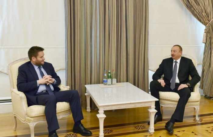 Ilham Aliyev admite al presidente regional de BP