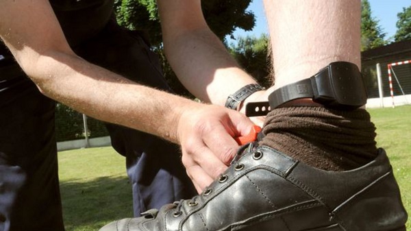 France: 13 jihadistes présumés sous bracelet électronique