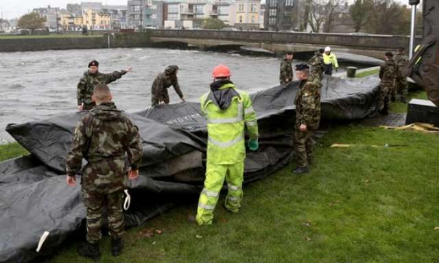 Storm Brian causes flooding in south-west Ireland