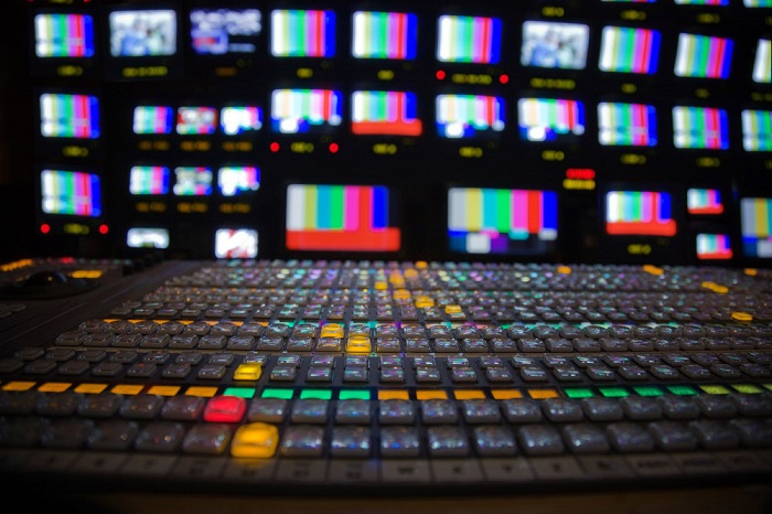 Azerbaijan to purchase decoders in connection with transition to digital broadcasting