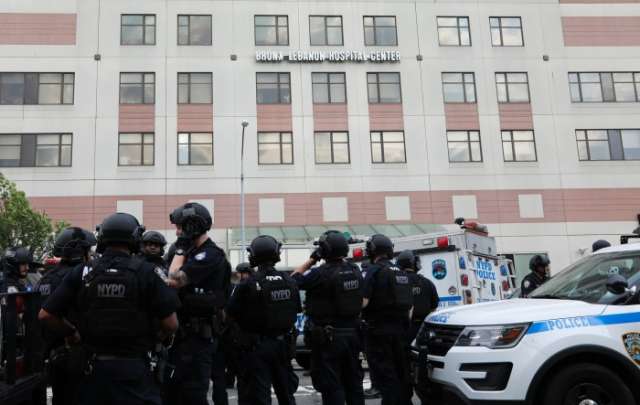 Doctor opens fire at Bronx Hospital, killing woman and wounding 6 others - PHOTOS