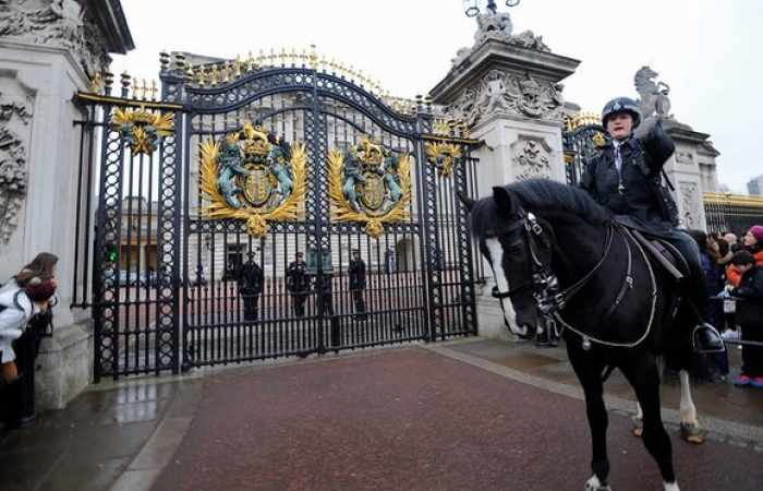 Man plotted attacks on Buckingham Palace and Elton John concert