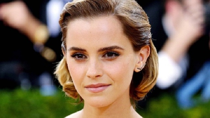 Emma Watson versteckt Bücher in Londoner U-Bahnhöfen