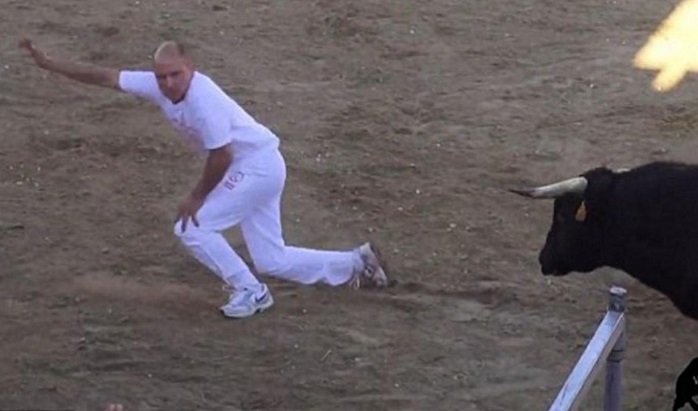 Man dies while trying to dodge charging bull at Spanish fiesta