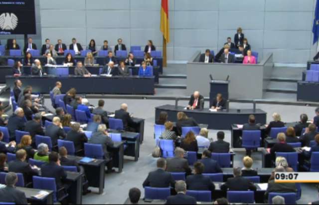 Bundestag verabschiedet Gesetz gegen Hasskommentare im Internet