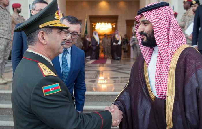 L'Azerbaïdjan et l'Arabie saoudite ont discuté de la coopération militaire et militaro-technique
