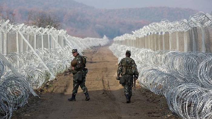 Schwierige Mission an Balkanroute Tusk geht auf Schengen-Rettungsmission