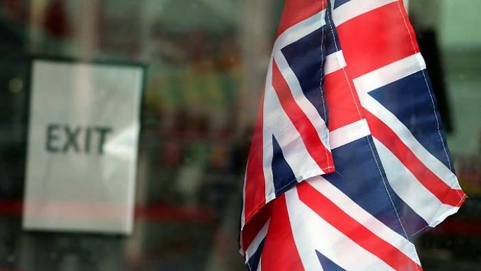 EU-Ausländer verlassen Großbritannien