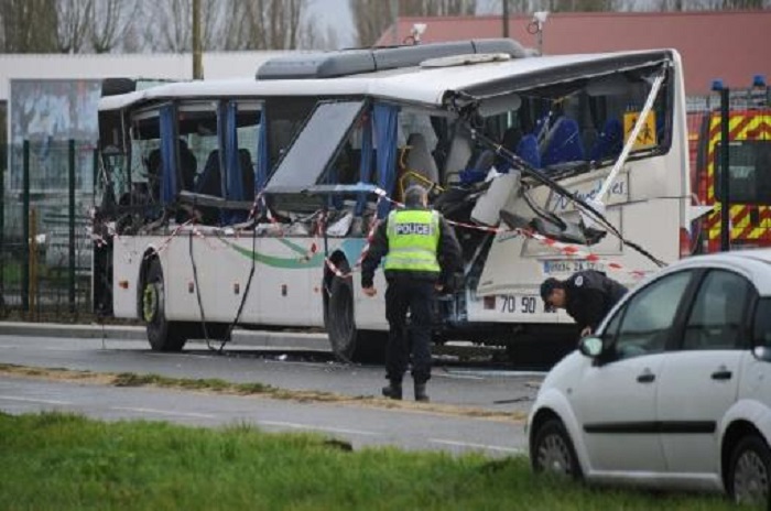 Sechs Schüler bei Busunglück in Frankreich getötet