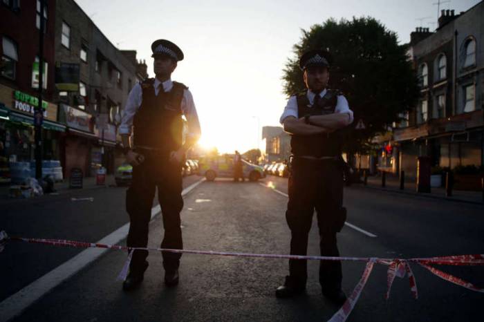 L'attaque de Londres traitée comme "potentiellement terroriste" (May)