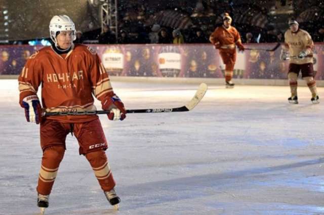 Russian president, Vladimir Putin plays an ice hockey match in the Red Square - NO COMMENT
