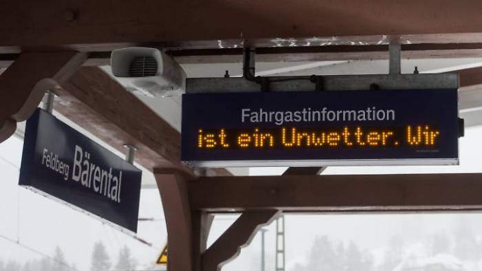 Zugverkehr in NRW und Rheinland-Pfalz gestoppt