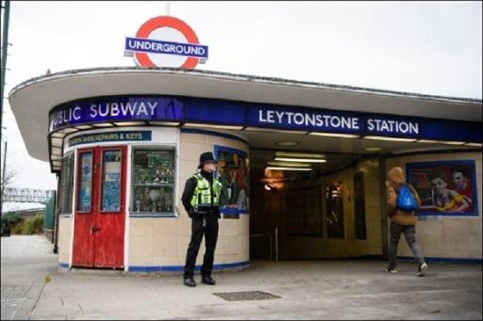 Polizei wirft Angreifer in Londoner Bahnstation versuchten Mord vor