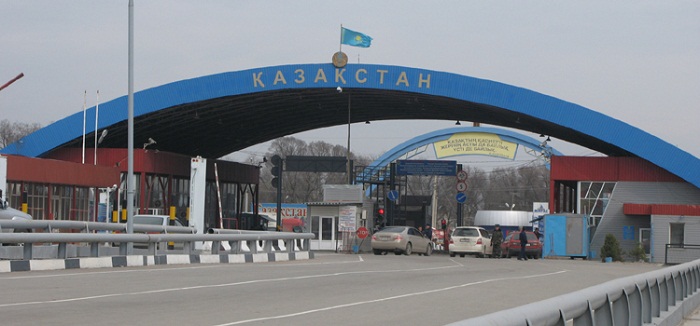 Azerbaijan, Kazakhstan to establish "green customs corridor"