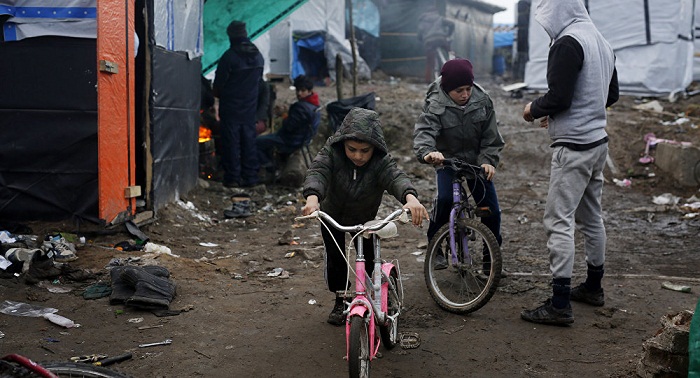Le Royaume-Uni accueille des enfants migrants de Calais