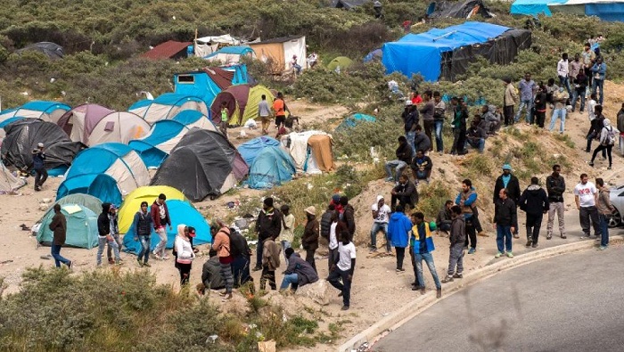 Calais: Les ONG poursuivent l`Etat français