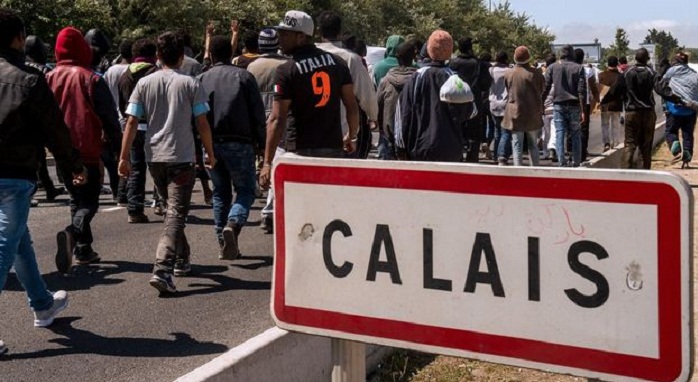 Migrants: 400 migrants quittent Calais