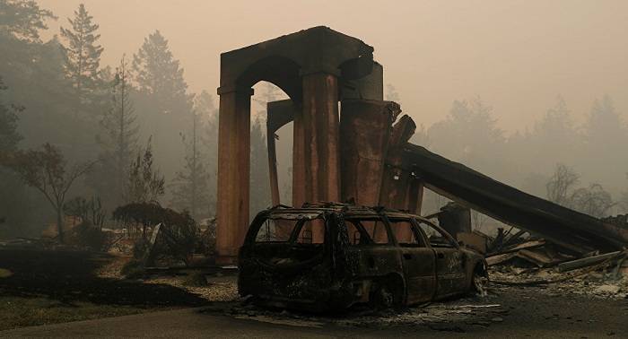Al menos 15 muertos y más de 180 desaparecidos en incendios en California