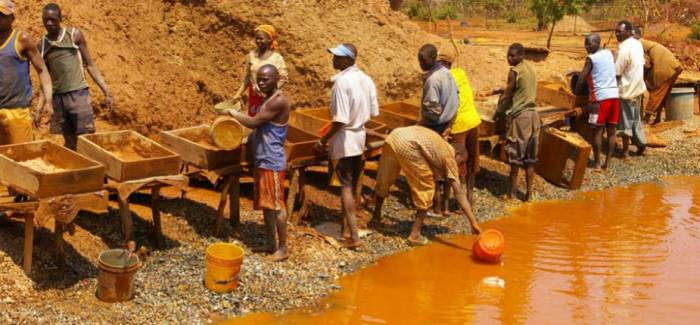 Cameroun: 43 morts sur des sites miniers