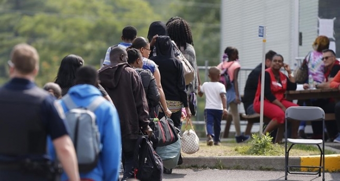 Canada deports hundreds to dangerous countries