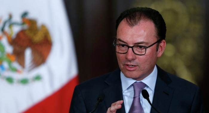 Canciller turco: ataques de Damasco no pararán la operación de Ankara en Siria