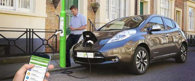 This bright idea is turning London's streetlights into car charging points