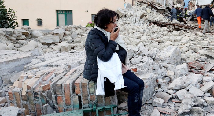 Caricatura de Charlie Hebdo del terremoto italiano provoca indignación en el país 