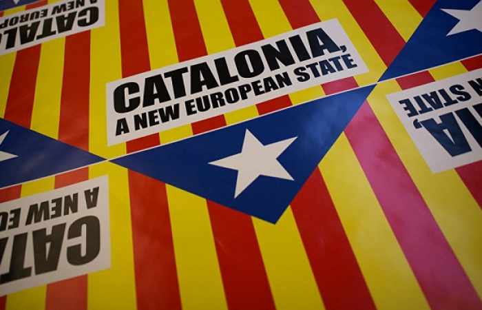 Independentismo catalán reafirma su hoja de ruta tras promesas de inversión de Rajoy