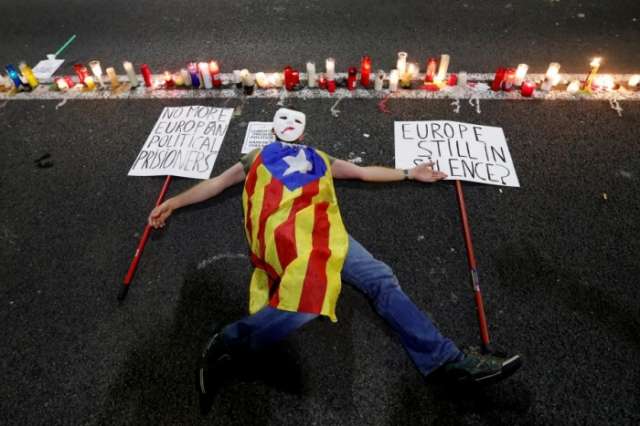 Spain-Catalonia standoff set to intensify as leaders take hard lines