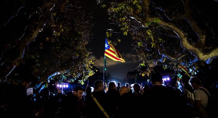 Dos exconsejeros catalanes acatan el artículo 155 para poder salir de prisión