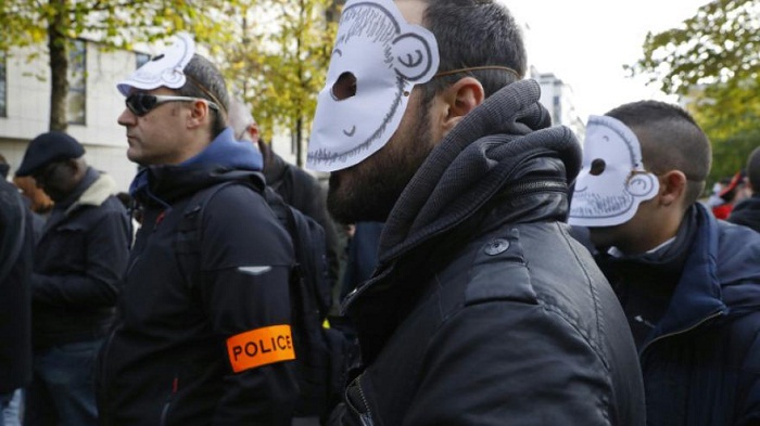 Manifestation de policiers: 500 personnes à Béziers, 700 à Lyon