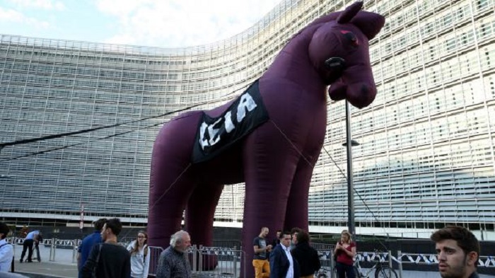 Tausende demonstrieren in Brüssel gegen Ceta und TTIP