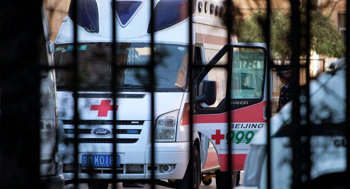 Al menos 12 muertos por choque frontal de un camión y un autobús en el este de China