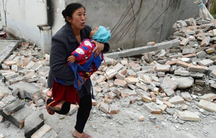 Çində güclü zəlzələ - 9 ölü, 164 yaralı 