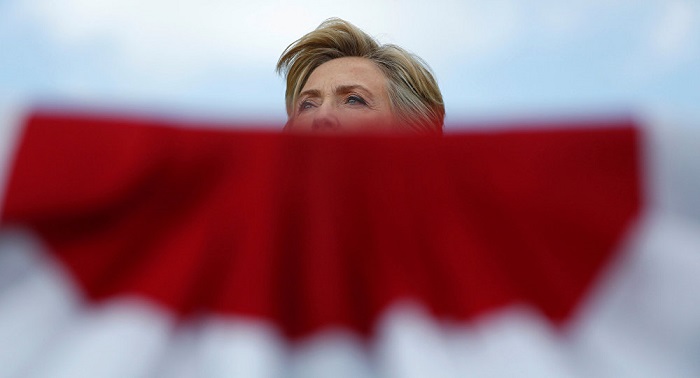  La Cancillería de EEUU ocultó el servidor privado de correo de Clinton